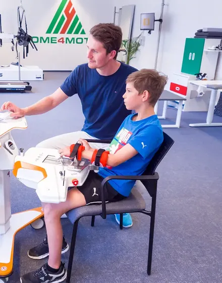 A view into a therapy room at HOME4MOTION Kids