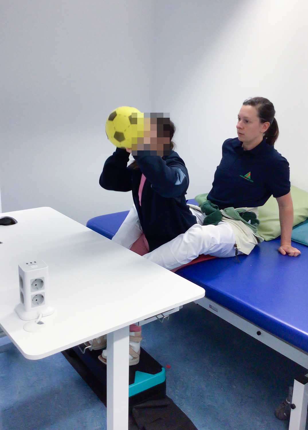 Ven beim Ball spielen