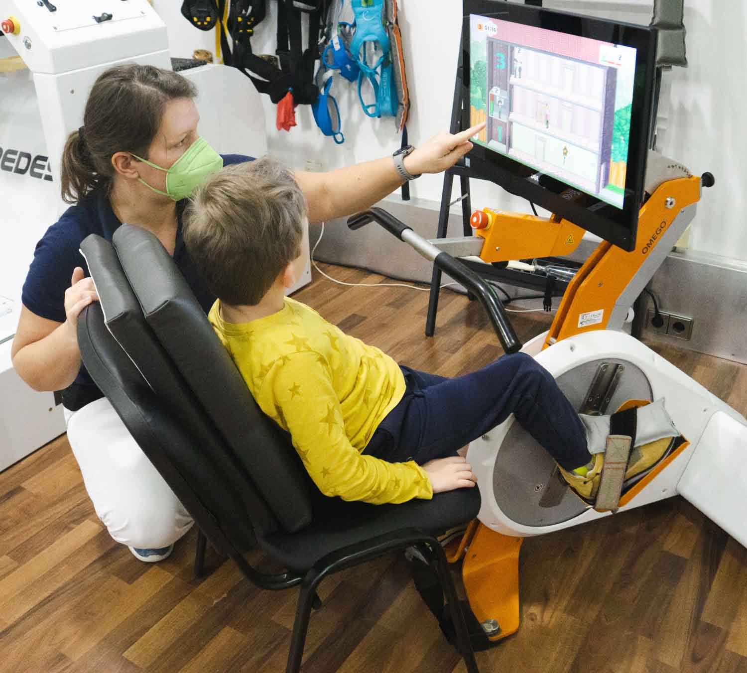 Willi übt am Omego spielerisch