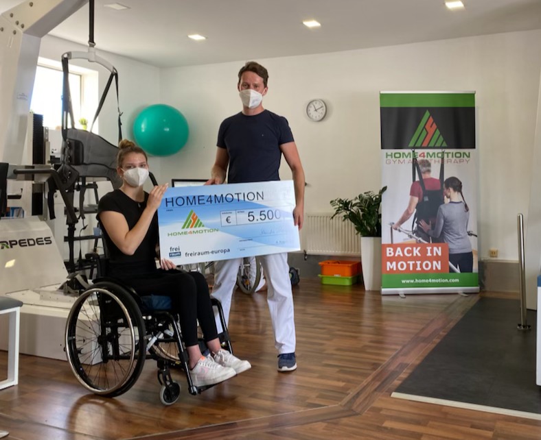 Martin mit Patientin sagen Danke