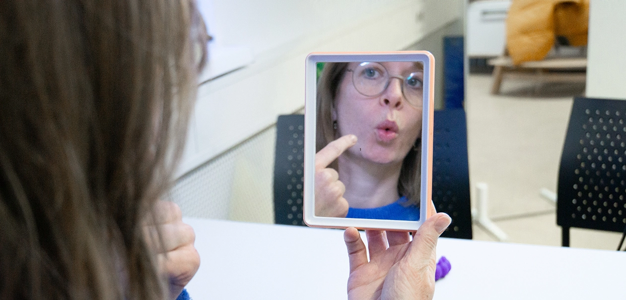Language therapy with targeted articulation training